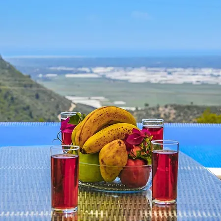 Beyaz Saray Villa *