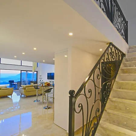 Beyaz Saray Villa *